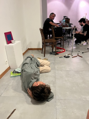 https://passiveactivism.net/files/gimgs/th-153_sono8_Kopie.jpeg